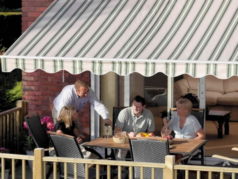 Roll-Shade napellenző