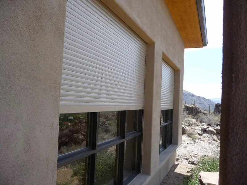 Ráépíthető tokos műanyag redőny