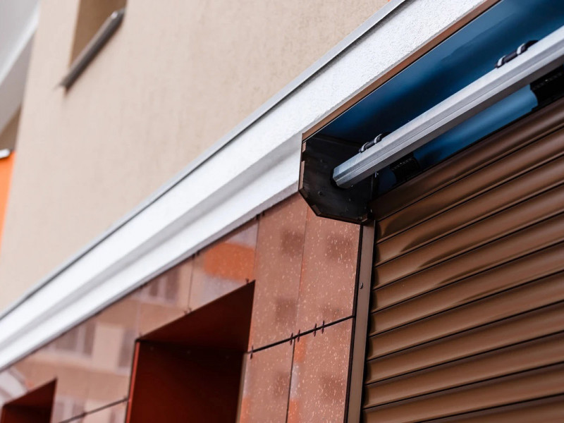 Műanyag redőny erkélyajtóra