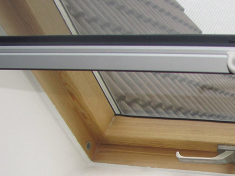 Tetőablak szúnyogháló