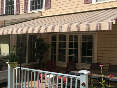 Prémium napellenző